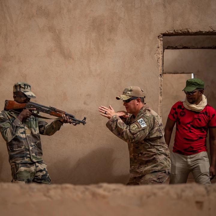 A United States Air Force trainer works with soldiers of the Nigerian Armed Forces - source: U.S. government